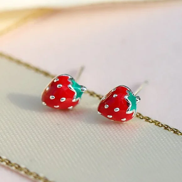 Strawberry Earrings - Picture 8 of 14